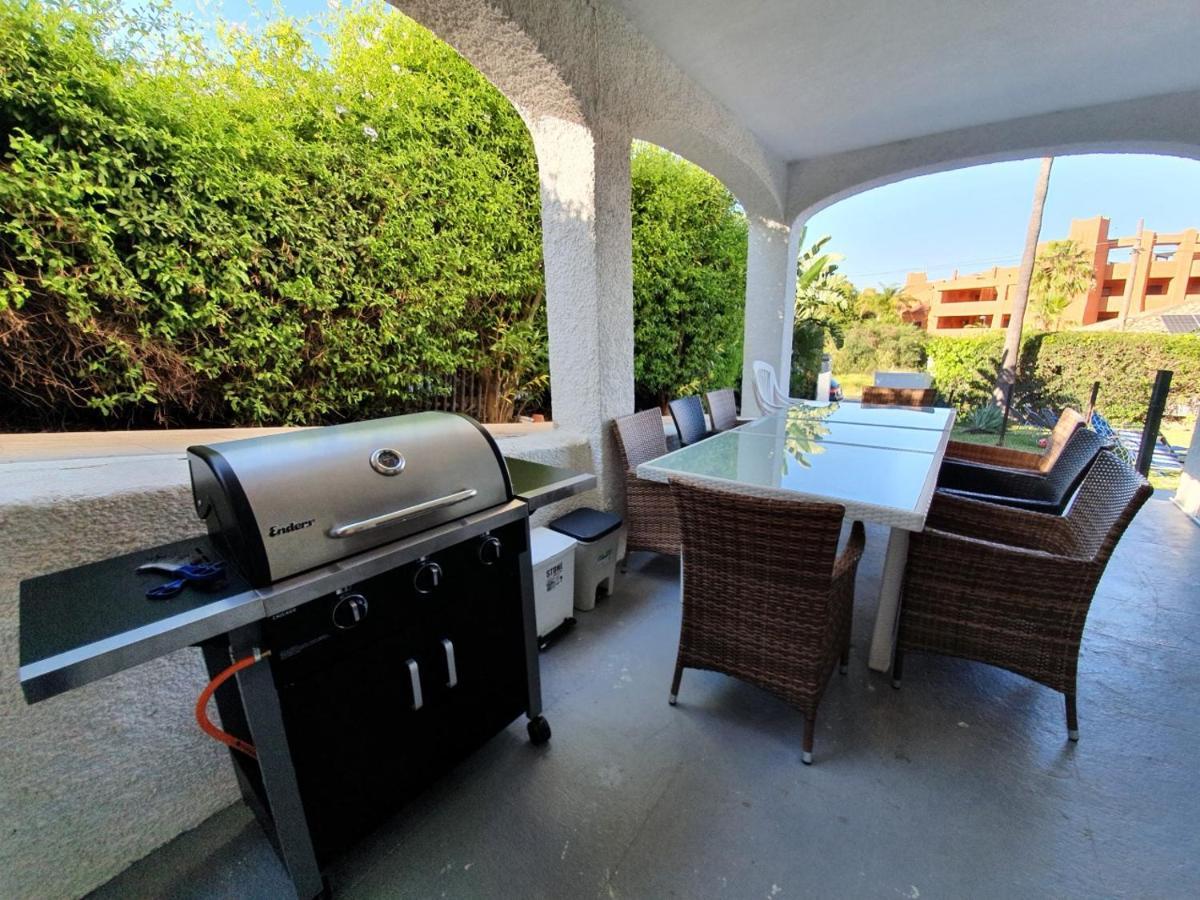 Beautiful 5 Bedroom Villa, Sea Views, Private Pool, Estepona Newly Refurbished Dış mekan fotoğraf