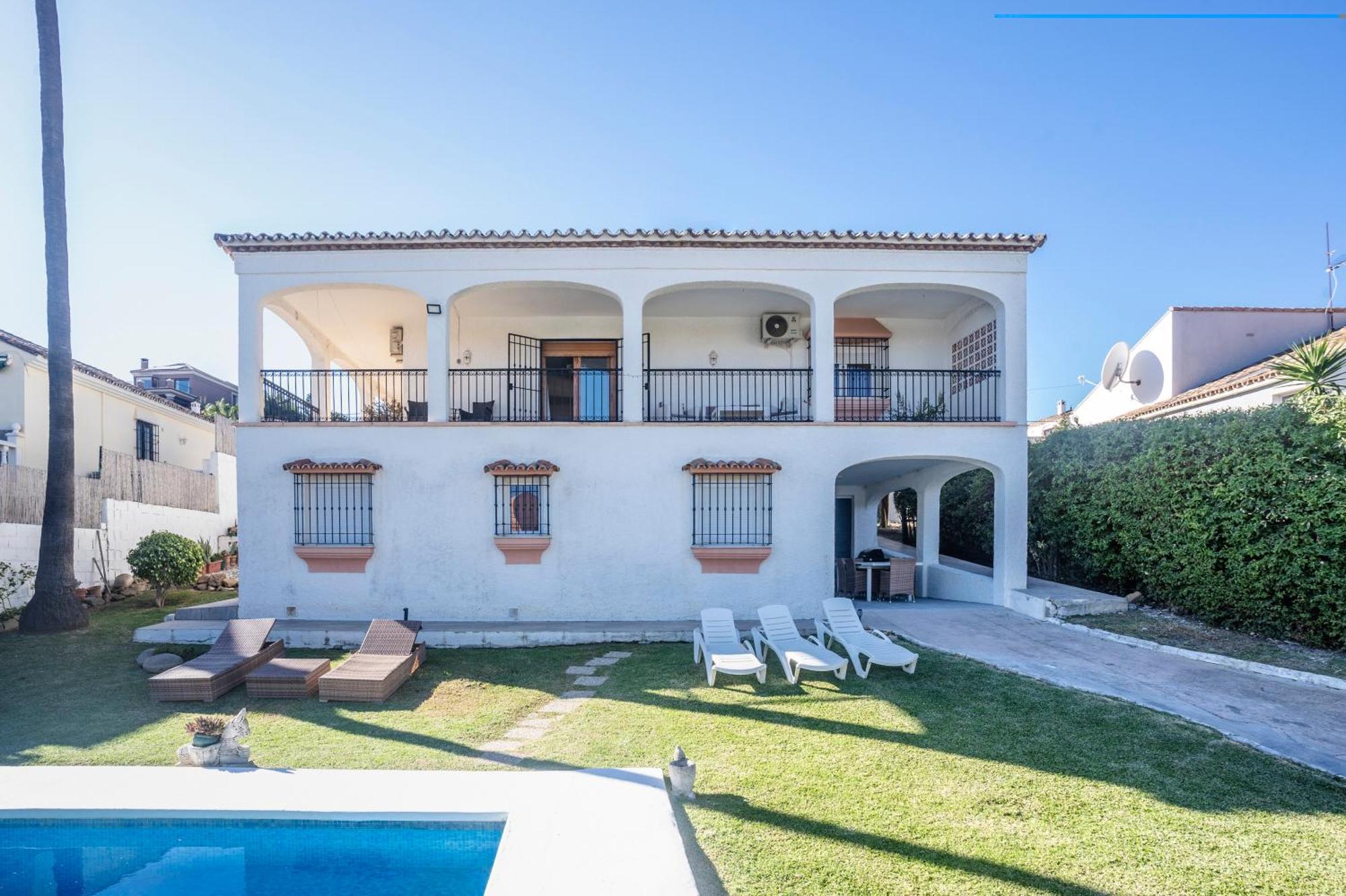 Beautiful 5 Bedroom Villa, Sea Views, Private Pool, Estepona Newly Refurbished Dış mekan fotoğraf