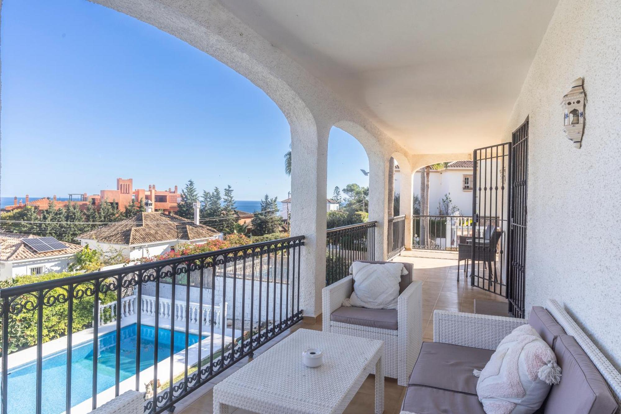 Beautiful 5 Bedroom Villa, Sea Views, Private Pool, Estepona Newly Refurbished Dış mekan fotoğraf